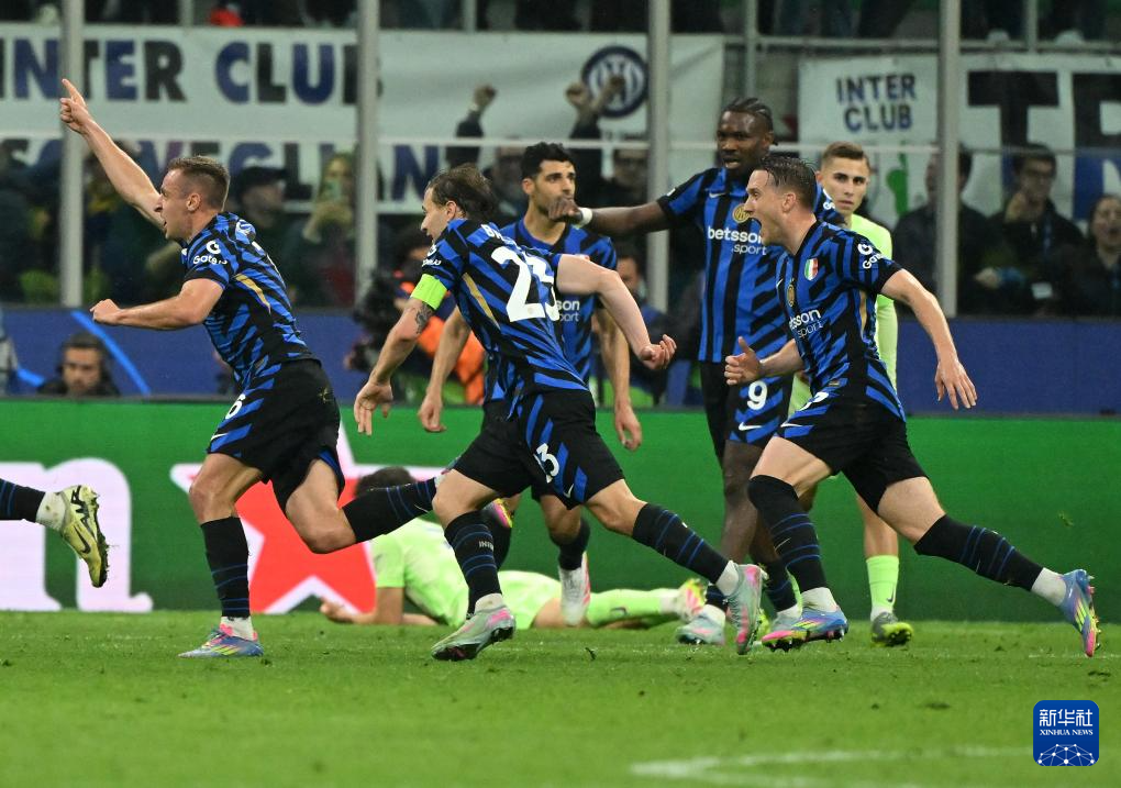 关于意大利主场轻取波兰强势进军欧国联淘汰赛的信息