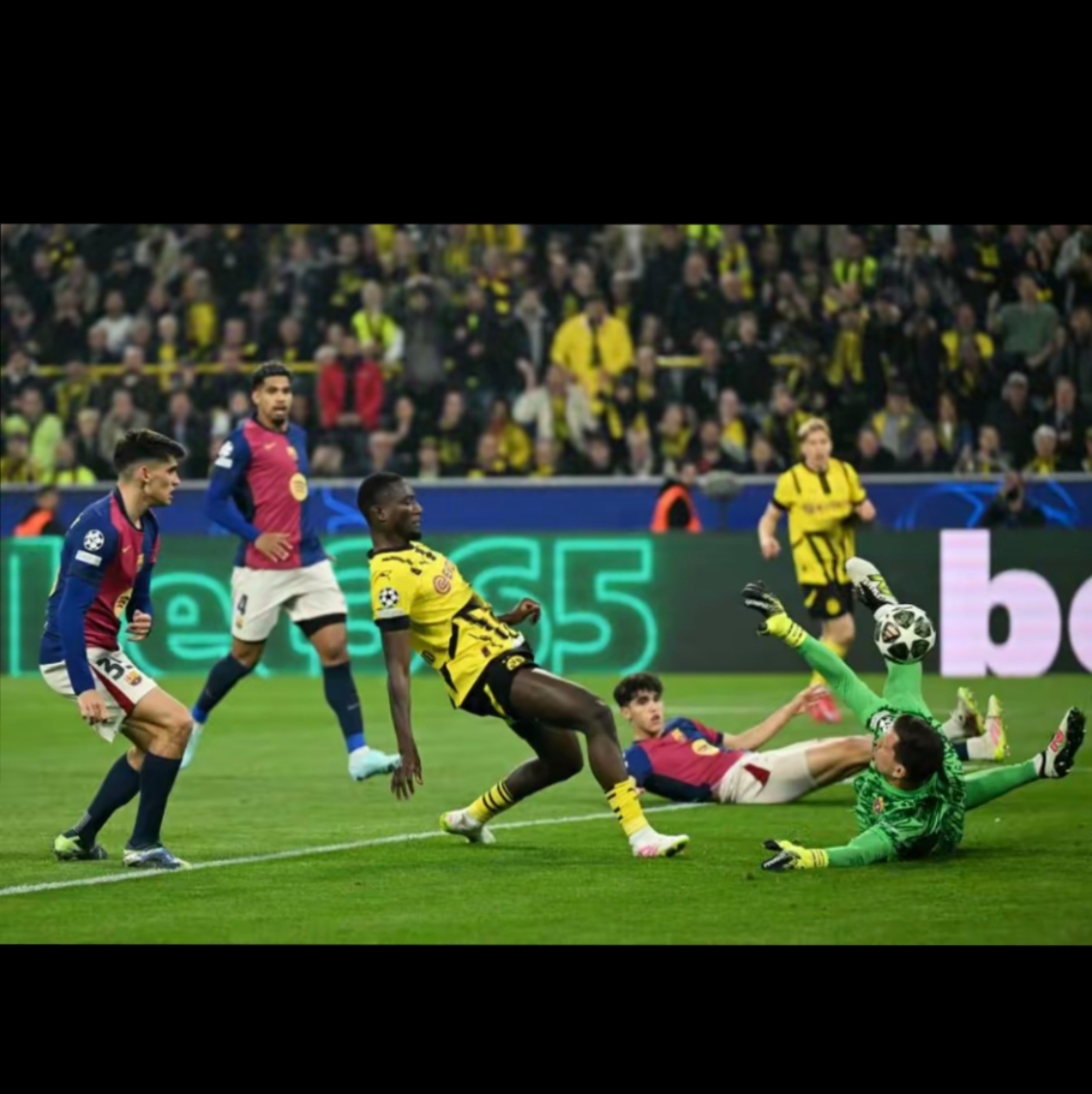 激情碰撞!欧洲预赛的悬念之战的简单介绍 激情碰撞!欧洲预赛的悬念之战的简单介绍