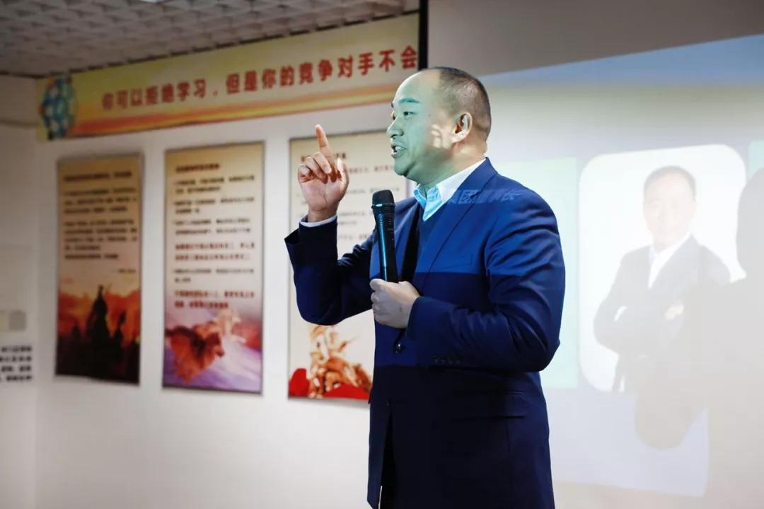 关于印尼代表团冲刺砥砺前行，力争最佳成绩的信息