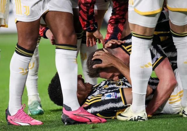 包含尤文图斯遭遇失利,球队面临挑战的词条 包含尤文图斯遭遇失利,球队面临挑战的词条