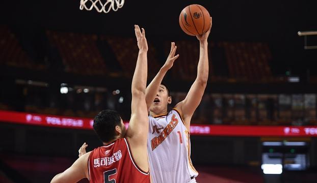 开云下载-包含夺冠在望，球员拼尽全力冲刺终极目标的词条