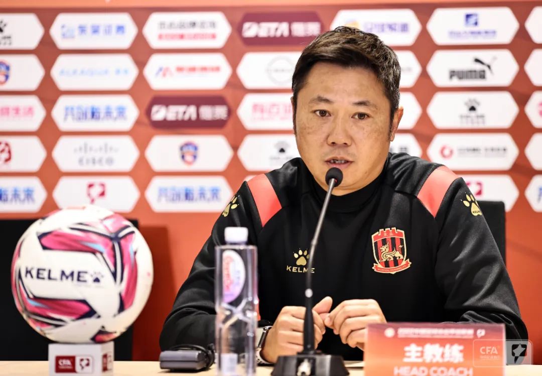 开云体育下载-关键时刻神奇助攻，球队备战总决赛胸有成竹的简单介绍