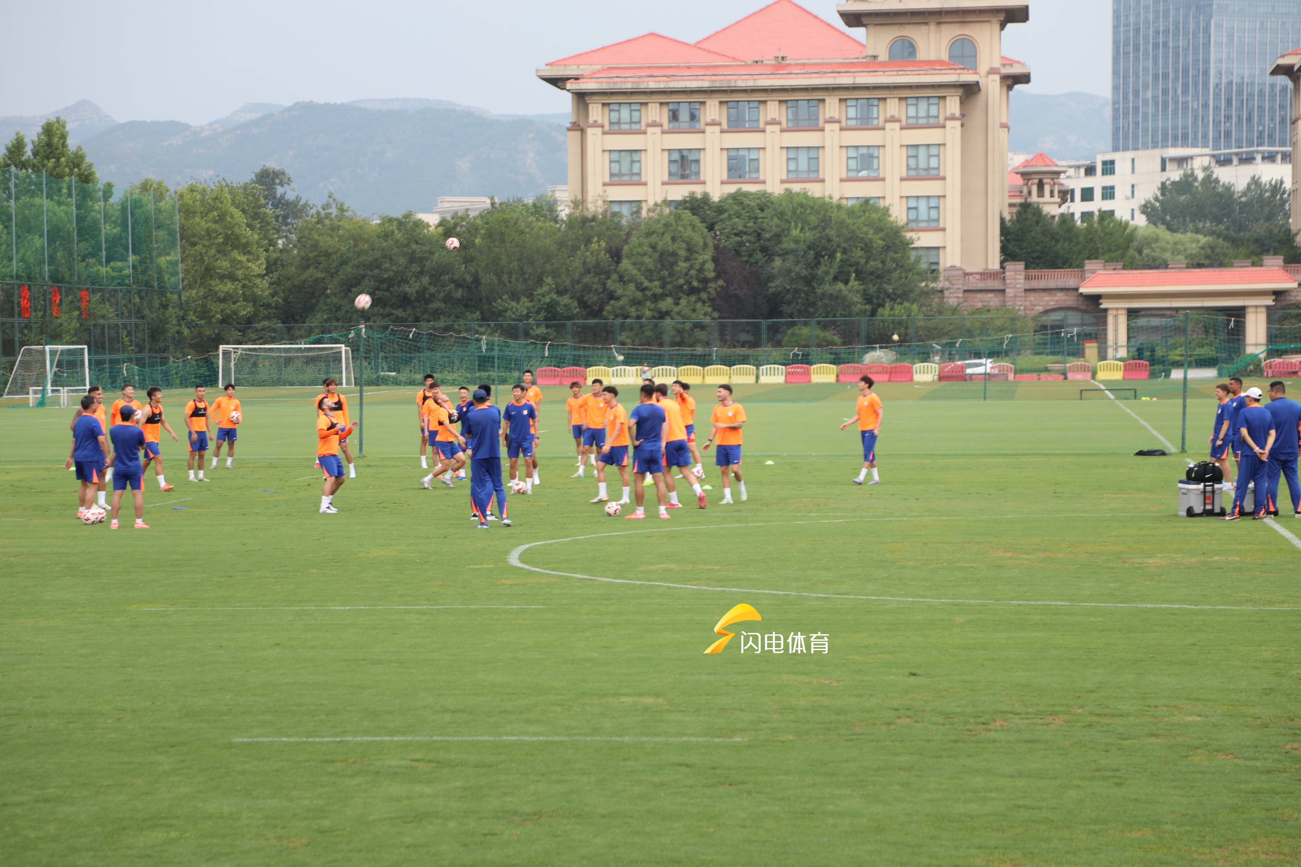 开云APP-关于山东鲁能主场战胜长春亚泰，积分榜上升的信息