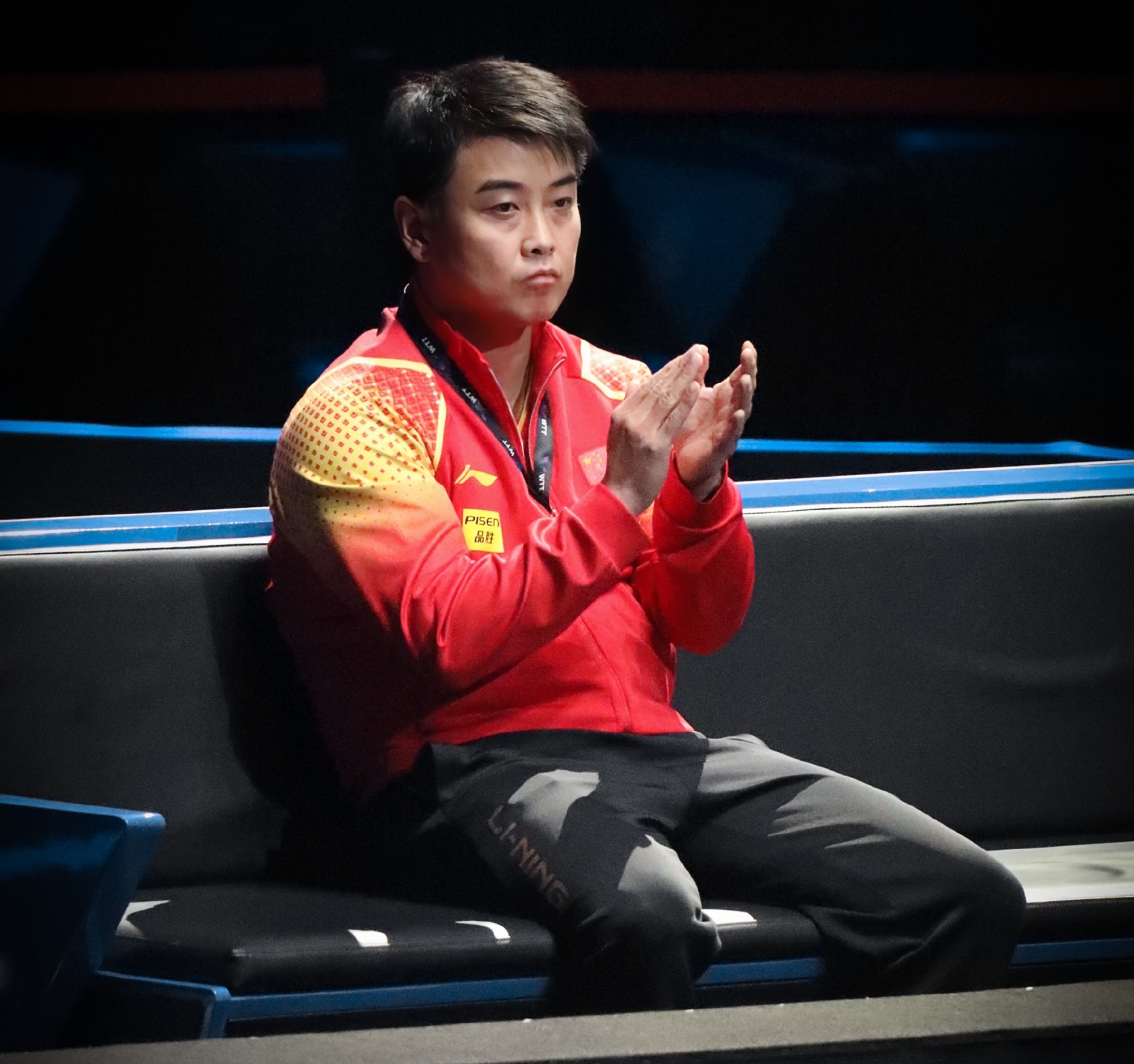 包含中国乒乓球队横扫奥地利乒乓球队，王皓完成帽子戏法的词条