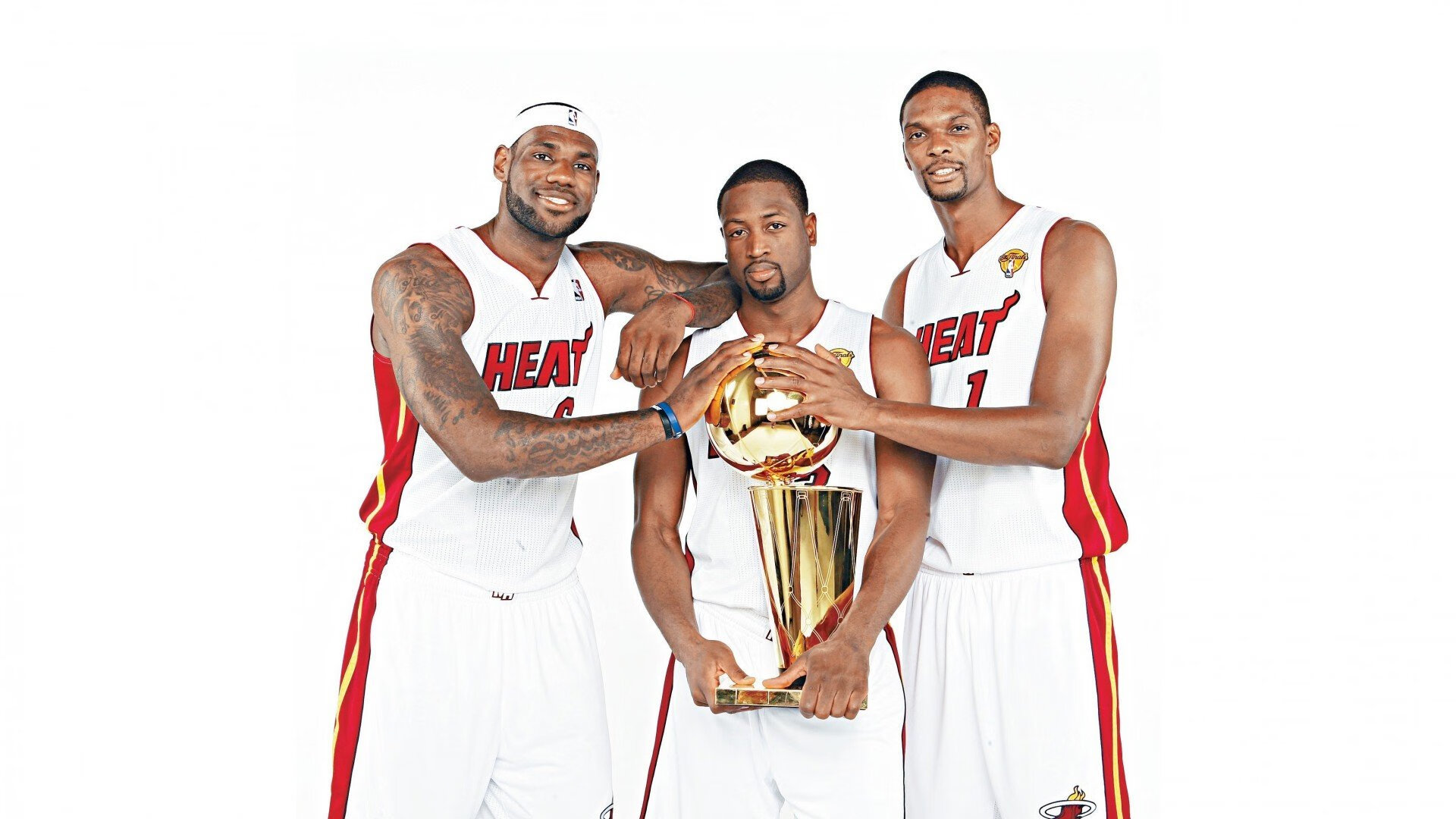 英格拉姆生涯之夜照亮鹈鹕,雷霆铁血防守窒息掘金