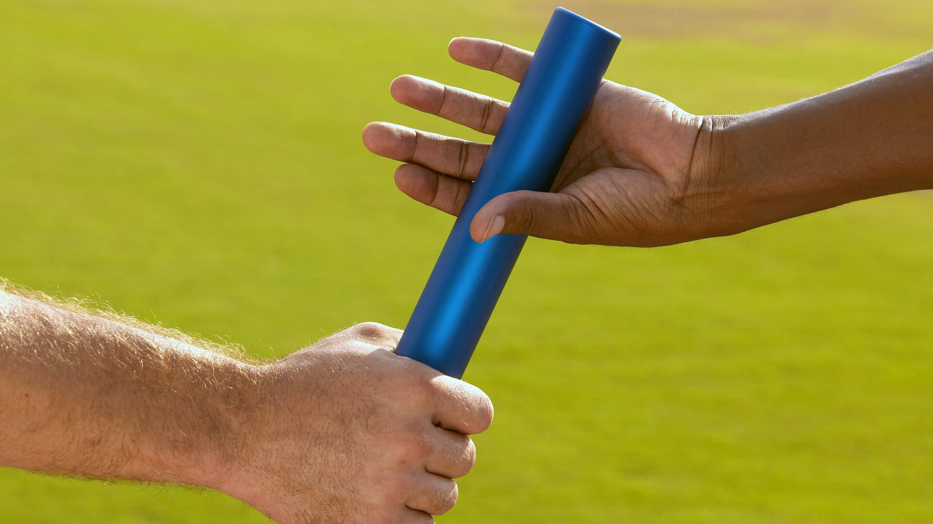 团队至上的胜利哲学，马刺用教科书式篮球在总决赛焦点战中正面击溃凯尔特人